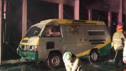 Kebakaran Ruang Jenazah RS Sulianti Saroso, 1 Ambulans Terbakar