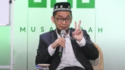 Hukum Membaca Basmallah Al Fatihah Saat Shalat, Ustaz Adi Hidayat: Ada Empat Cara yang Dicontohkan oleh Nabi