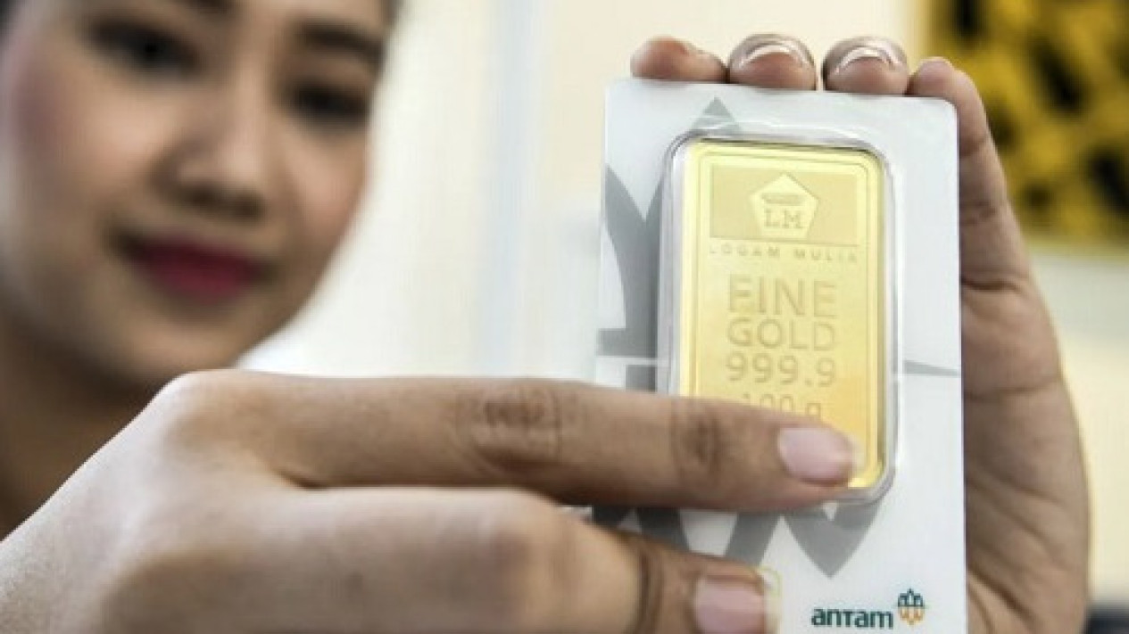 Harga Emas Batangan Hari Ini 4 Oktober 2023 Naik Rp1.000 per Gram
            - galeri foto
