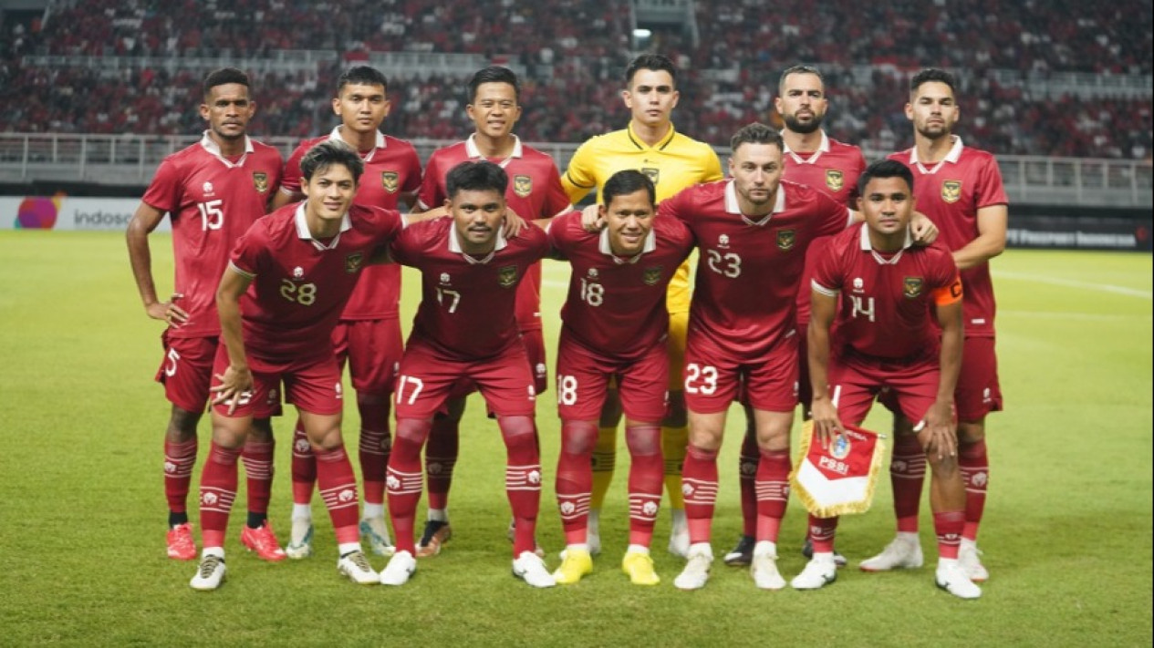 Dimas Drajad dan Dendy Sulistyawan, Striker Langganan Timnas Indonesia yang Klubnya Terjebak di Zona Degradasi
            - galeri foto