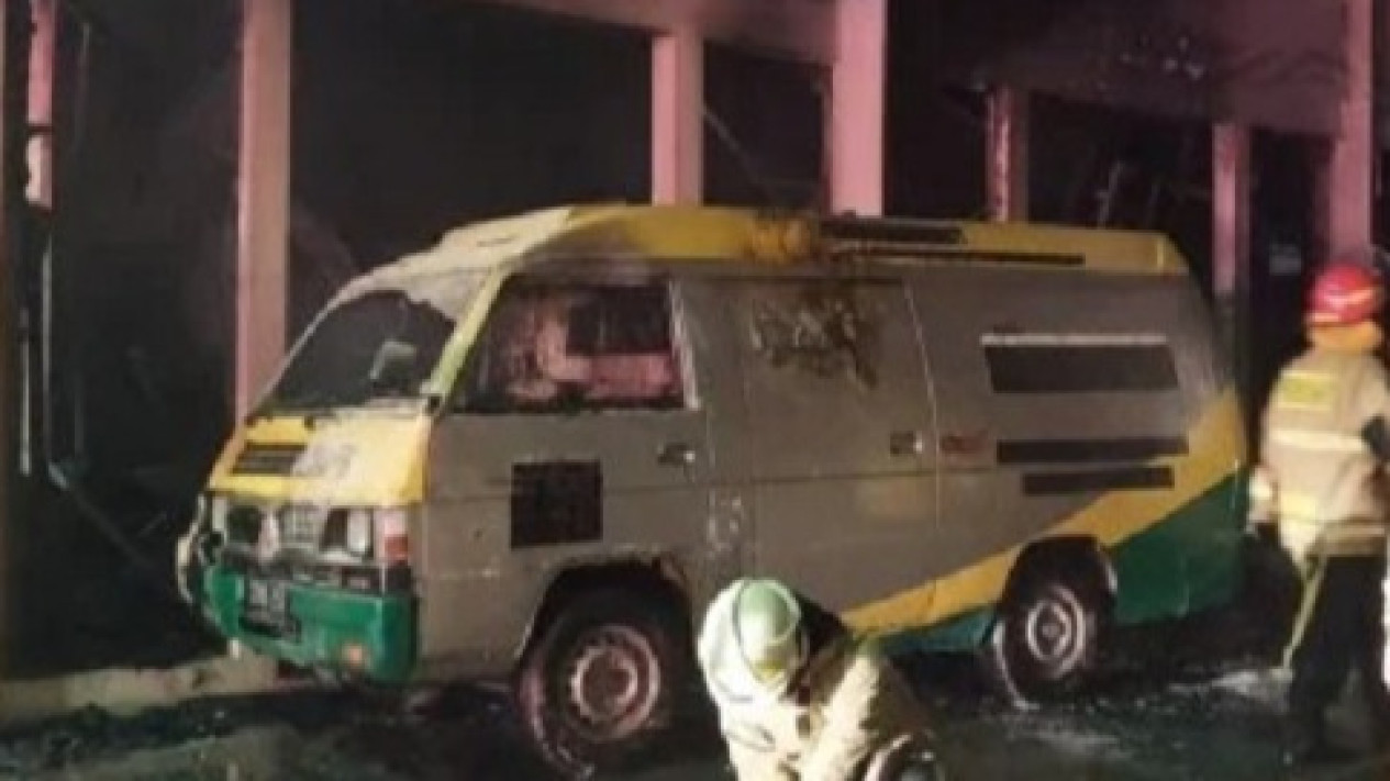 Wali Kota Jakarta Utara Angkat Bicara Soal Kebakaran di Kamar Mayat RS Sulianti Saroso
            - galeri foto