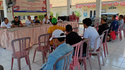 Protes Debu Serbuk Pabrik, Warga Dusun Ngablakrejo Menganti Tuntut Peninggian Pagar Hingga 5 Meter