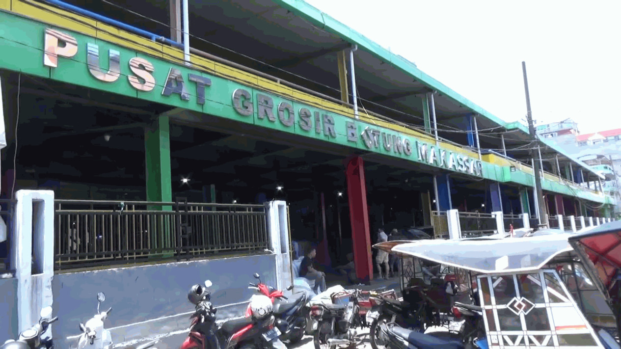 Pengelola Pasar Butung Tidak Akan Serahkan Kantor Kepada Perumda Pasar, Ada Apa?
            - galeri foto