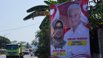 Banyak Beredar Baliho Bergambar Indah Amperawati Disanding Ganjar Pranowo, Masyarakat: Ini Membingungkan