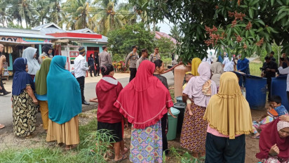 Alami Kekeringan, Warga di Padang Serai Bengkulu Mandi Hanya Seka Badan