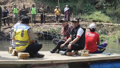 Polemik Penggunaan Perahu Getek Imbas Pembangunan Jembatan Lembayung, Ini Solusi Pj Walikota Malang