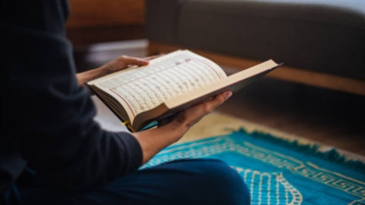 Bacaan Al-Qur'an surat Ali-Imran ayat 41-45 lengkap tulisan Arab, latin, dan artinya. 