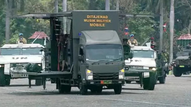 Tentang Mobil Musik Militer yang Bikin Jokowi Kaget Hingga Ketawa tdi Tengah Parade Alutsista TNI