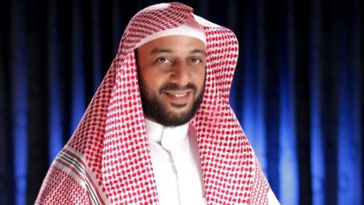 Amalan Hari Jumat yang Bisa Bikin Kita Dikenal oleh Nabi Muhammad SAW, Syekh Ali Jaber: Bisa Dilakukan Sambil Naik motor hingga Masak!