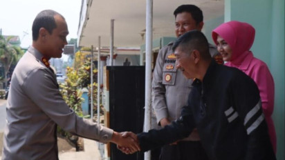 Salah Satu Keluarga Korban Tragedi Kanjuruhan dapat Bantuan Renovasi Rumah dari Polres Malang