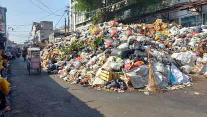 Sampah Menggunung di Kota Bandung Belum Teratasi