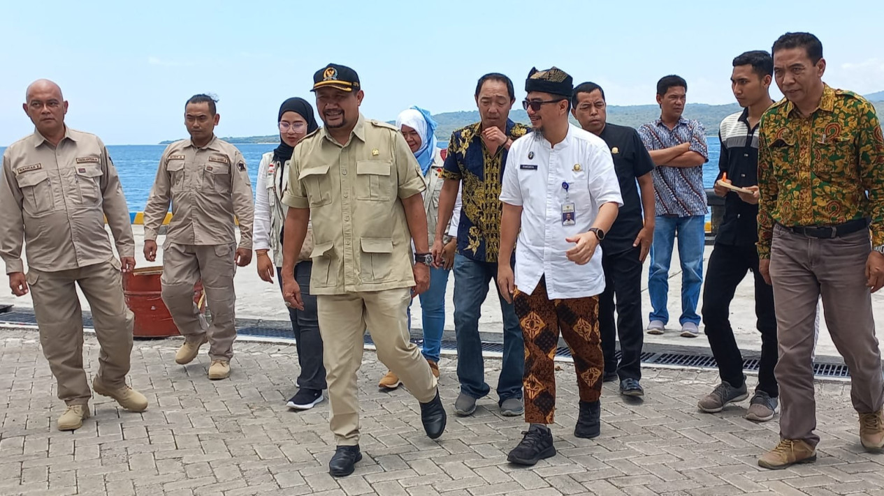 Polemik Pelabuhan Perikanan di Banyuwangi, DPR RI : Menghadirkan Investor itu Susah Sekali
            - galeri foto