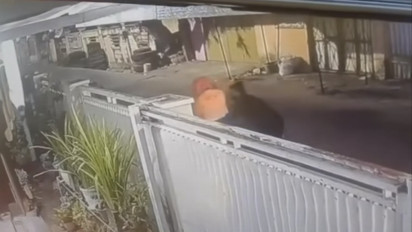 Polisi Buru Pelaku Pelecehan Terhadap Wanita Petugas Kebersihan