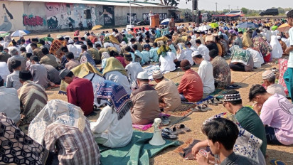 Hampir 6 Bulan Tidak Turun Hujan Warga Boyolali Lakukan Sholat Istisqo