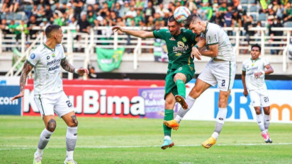 Puji Persib, Josep Gombau Sebut Pemain Persebaya Banyak Bikin Kesalahan