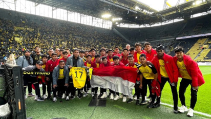 Timnas Indonesia U-17 Saksikan Pertandingan Borrusia Dortmund di Signal Iduna Park