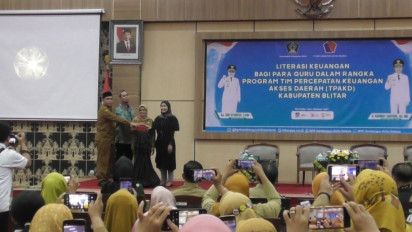 Ratusan Guru Di Lingkup Pemkab Blitar Terjerat Pinjaman Online