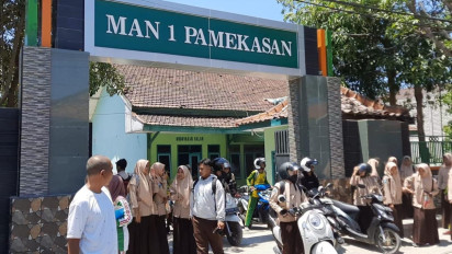 Imbas Toilet Siswa Berbayar, Itjen Kemenag RI Sangsi Kepala Sekolah MAN 1 Pamekasan