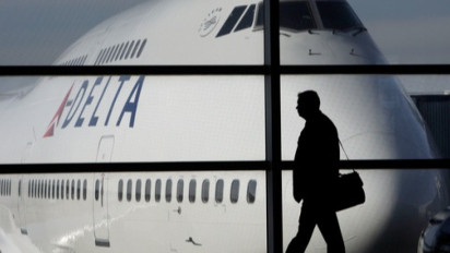 Sejumlah Maskapai Besar Hentikan Penerbangan ke Tel Aviv Israel