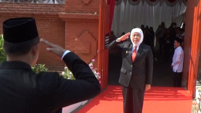 Khofifah Enggan Komentari Isu Tawaran Cawapres Prabowo atau Timses Amin