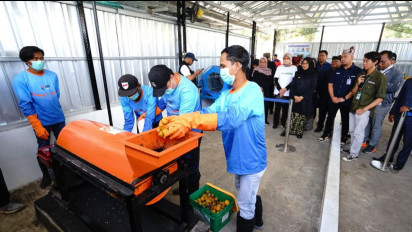 Pasar di Banyuwangi Dilengkapi Bank Sampah, Bupati Ipuk : Inovasi yang Bagus, Pengolahan Sampah mulai dari Hulu