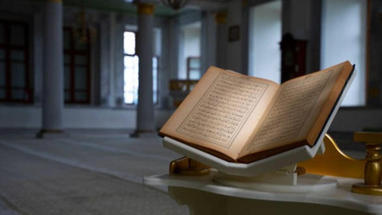 Bacaan Al-Qur'an surat Ali-Imran ayat 136-140 lengkap tulisan Arab, latin, dan artinya
            - galeri foto