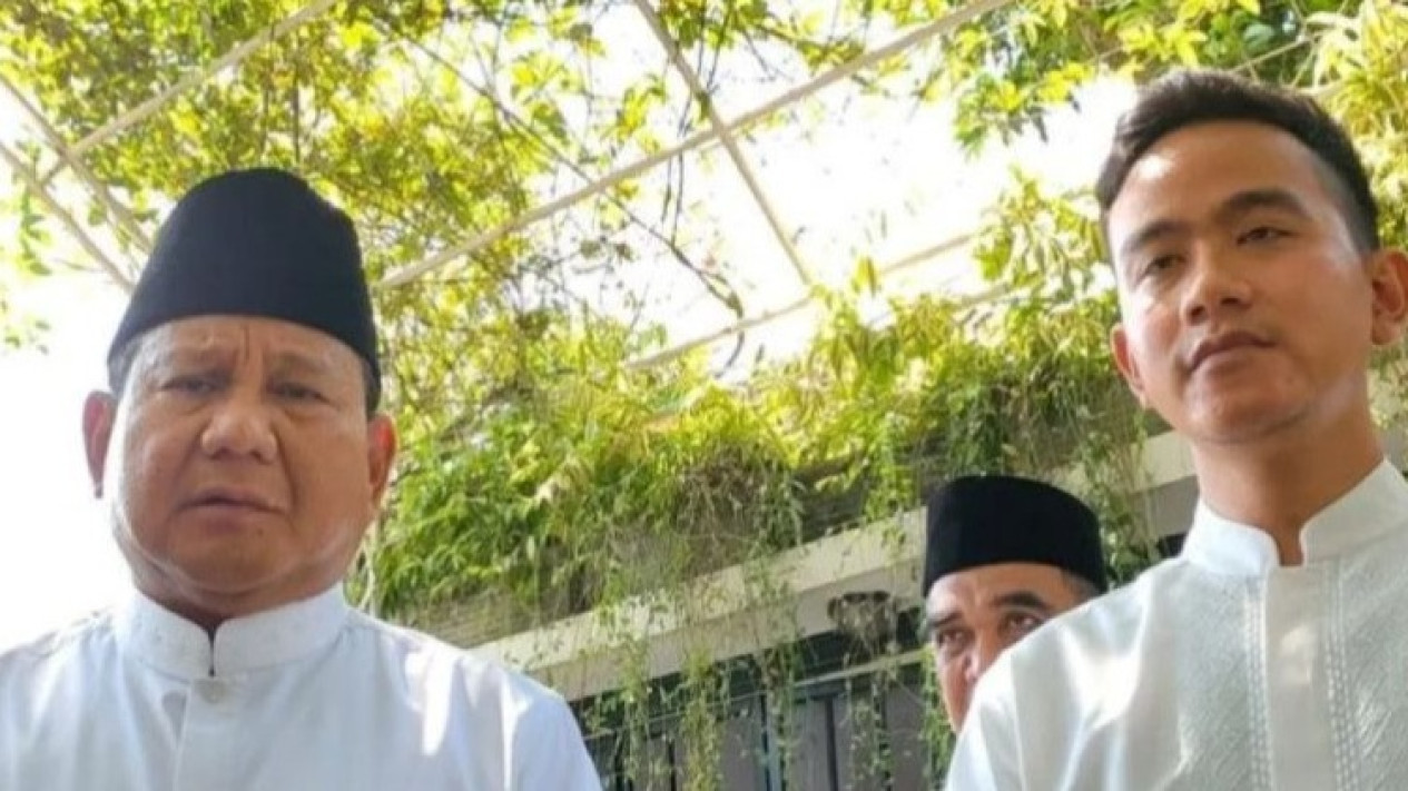 Elektabilitas Prabowo Subianto Disebut Menurun jika Dipasangkan dengan Gibran Rakabuming Raka
            - galeri foto