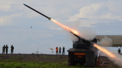 Heboh Anak Menteri Diduga Fasilitasi Jual Senjata Tiga BUMN Indonesia Ke Junta Myanmar