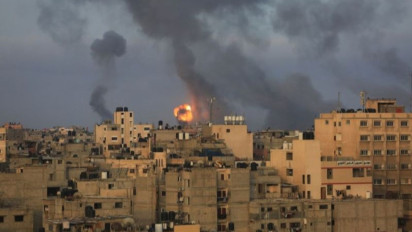 Di Tengah Pertempuran Sengit, Yunani Evakuasi 90 Warga yang Terdampar di Israel