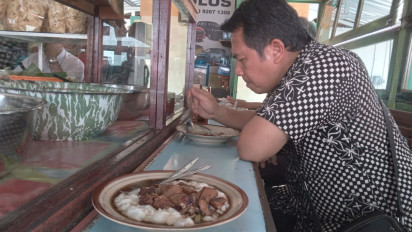 Menjajal Kuliner Nusantara, Nikmatnya Bubur Brongkos Khas Sukorejo Kendal