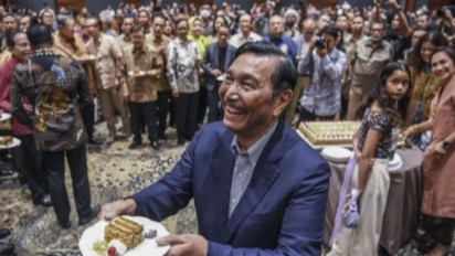 Jokowi Tunjuk Erick Thohir Jadi Menko Marves Ad-Interim Gantikan Luhut Binsar yang Sedang Jalani Perawatan Kesehatan