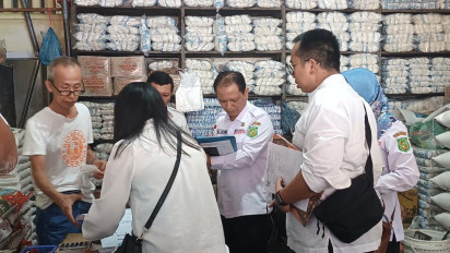 Diduga Beras Sintetis Beredar, Kadis Ketapang Sidak ke Pasar Tradisional dan Distributor Beras di Medan