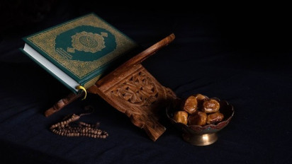 Kenapa Nabi Muhammad SAW Puasa Senin Kamis? Ini Alasan-alasan yang Diungkapkan oleh Buya Yahya
