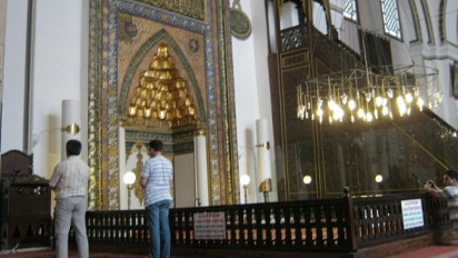 Keutamaan Shalat Isya, Ustaz Khalid Basalamah: Dalam Hadis Qudsi Nabi Muhammad SAW Tergesa-gesa Berikan Kabar Ini