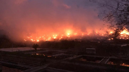 Kebakaran TPA Suwung Kian Luas, Hampir Setengah TPA Suwung Terbakar