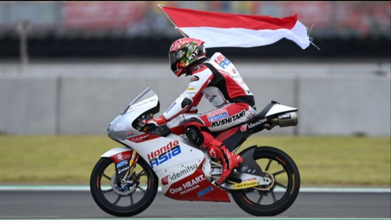 Mario Aji Naik Kelas ke Moto2 Bareng Honda Team Asia di 2024
            - galeri foto