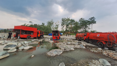 Kekeringan Masih Landa Semarang, Basarnas Suling Air Sungai Jadi Air Bersih untuk Warga