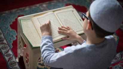 Bacaan Al-Qur'an surat Ali-Imran ayat 191-195 lengkap tulisan Arab, latin, dan artinya