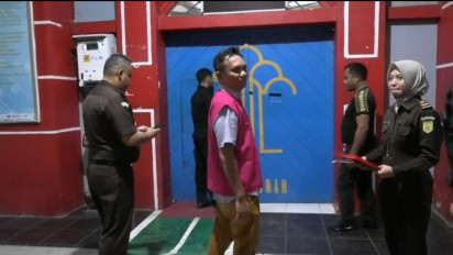 Ditetapkan Tersangka Kasus Dugaan Korupsi, Mantan Dirut PDAM Baubau Langsung Ditahan Jaksa