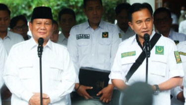 Yusril sebagai Jalan Tengah Prabowo untuk KIM, Pangi Syarwi Beberkan AnalisisnyaÂ 