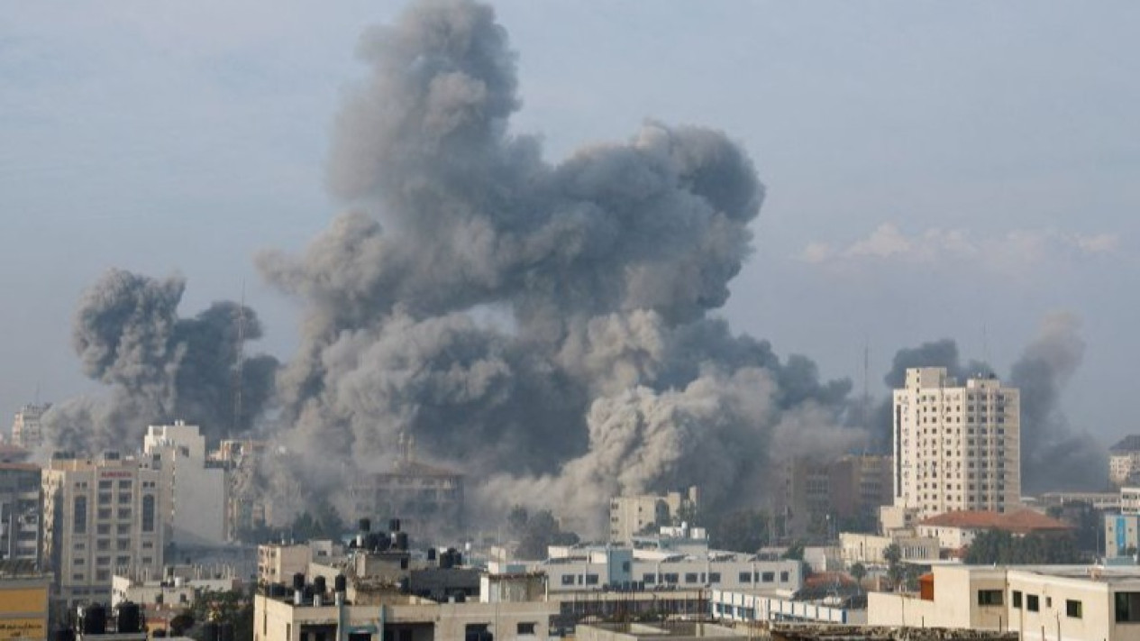 Biadabnya Israel, Sehari Bunuh 320 Warga Gaza
            - galeri foto