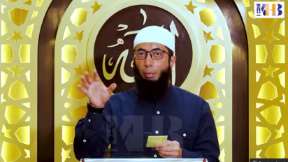 Tolong Jangan Ubah Posisi Duduk Setelah Shalat, Baca Dzikir Ini 10 Kali Seketika Dosa Diampuni Kata Ustaz Khalid Basalamah
