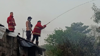 Kebakaran Lahan Kembali Ancam Pemukiman di Indralaya Utara, Warga Panik Evakuasi Barang Berharga