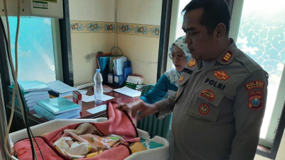 Geger! Kuli Bangunan Temukan Bayi Perempuan Masih Hidup di Tepi Sungai Pulo Seloko Malang