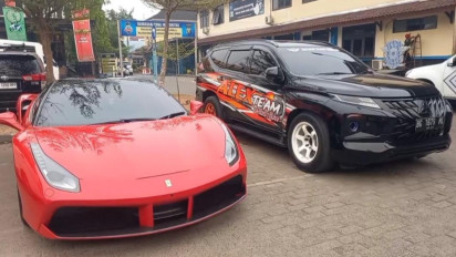 Buntut Aksi Balap Liar, Pajero dan Mobil Ferrari  Suami Daviena Skincare Diamankan Polisi Polrestabes Palembang
