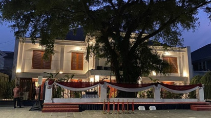 Titiek Soeharto Datangi Rumah Kertanegara saat Prabowo Rapat Malam Ini, Ada Apa?