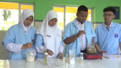 Kreatif, Empat Pelajar di Sidoarjo Ciptakan Pasta Gigi dari Cangkang Udang