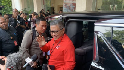 Hasto tiba di DPP PDIP Jelang Penetapan Pendamping Ganjar: Sebentar Lagi Ibu Ketum Tiba!