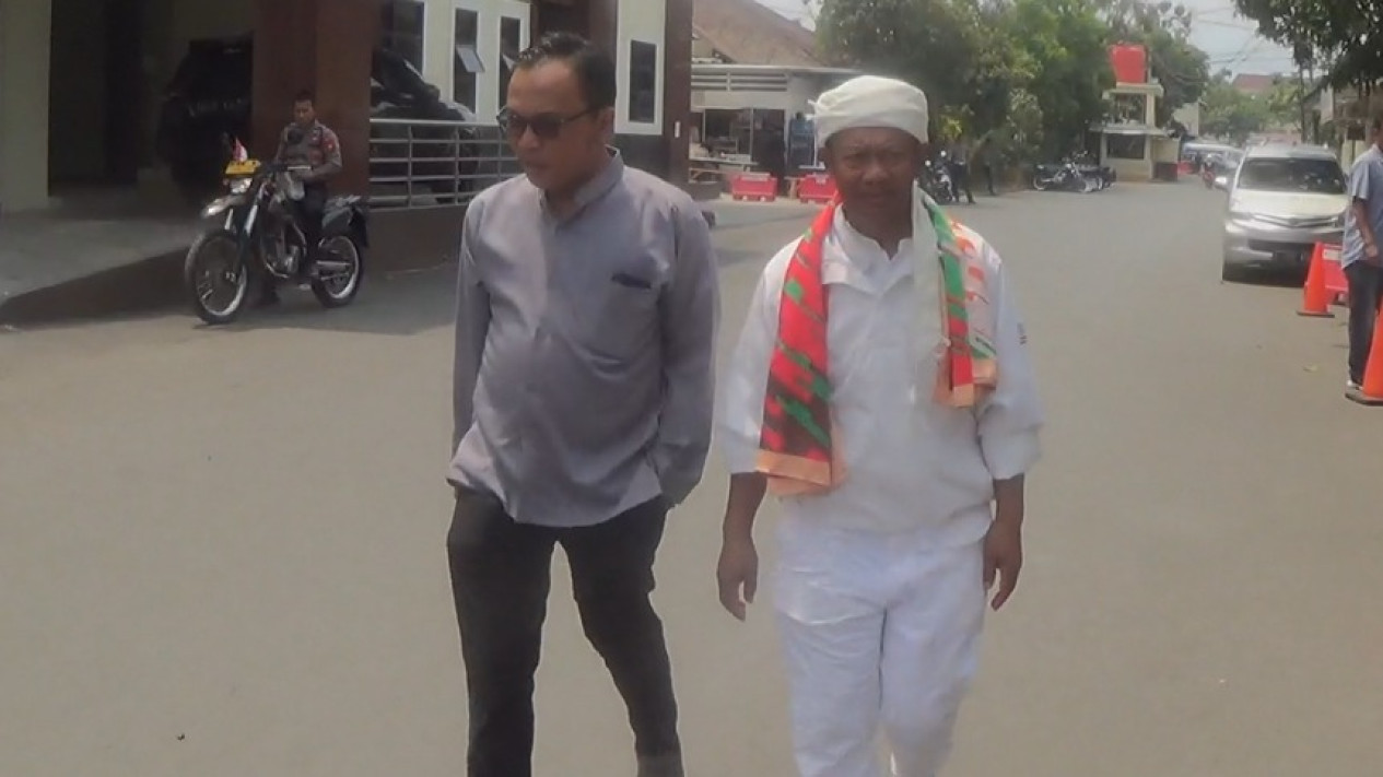 Polisi Tetapkan 5 Tersangka Kasus Pembunuhan Ibu dan Anak di Subang, Termasuk Suami Korban Yosep
            - galeri foto