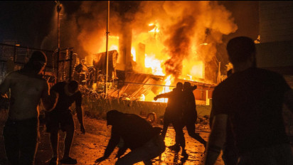 Amarah Massa Pengunjuk Rasa Anti Israel, Kedutaan AS di Lebanon Dibakar Massa